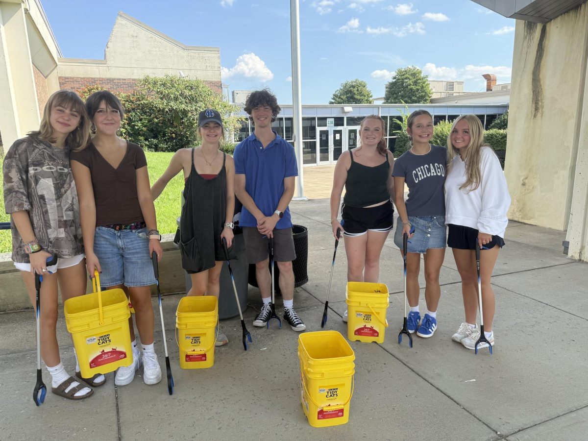 HC's Go Green club held a campus cleanup during their first meeting this year.